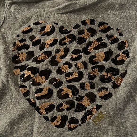 Pink Zippered Hoodie with animal print heart on the back - Picture 2 of 10